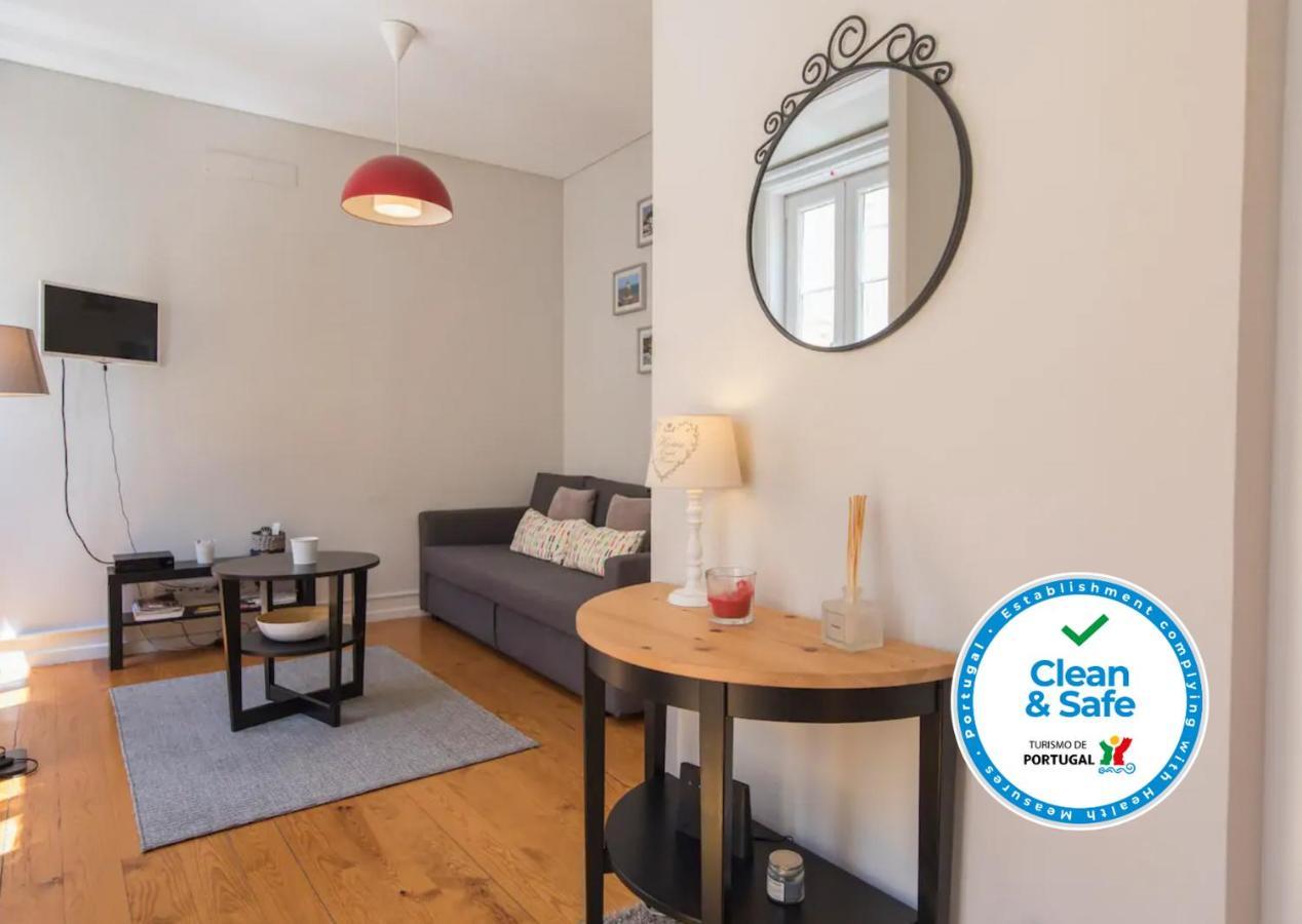 Cozy Flat In The Heart Of Alfama Apartment Lisbon Bagian luar foto