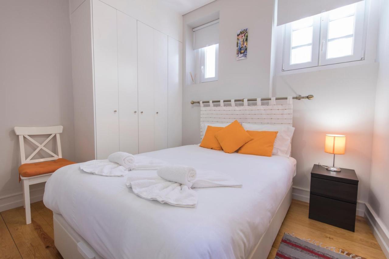 Cozy Flat In The Heart Of Alfama Apartment Lisbon Bagian luar foto