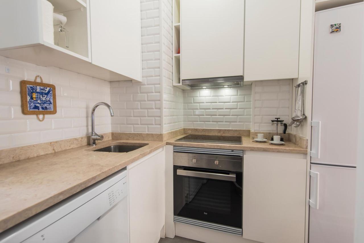 Cozy Flat In The Heart Of Alfama Apartment Lisbon Bagian luar foto